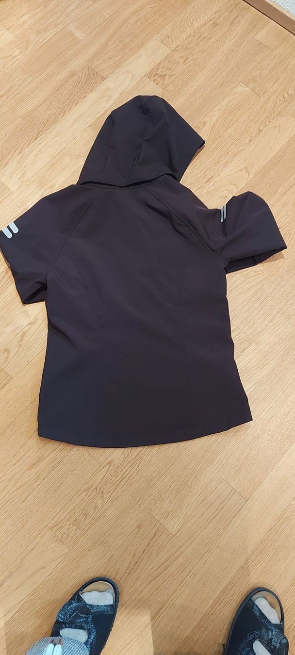 H&M Giacche & Cappotti: Softshelljacke  Windstopper Jacke Grösse 164 von H&M – Usato da Witterswil venduto da Mita02 1
