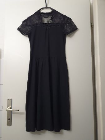 Vive Maria Kleid mit Spitze in schwarz XS