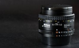 Nikon Nikkor 50mm f/1.8 "Made in Japan" mit OVP