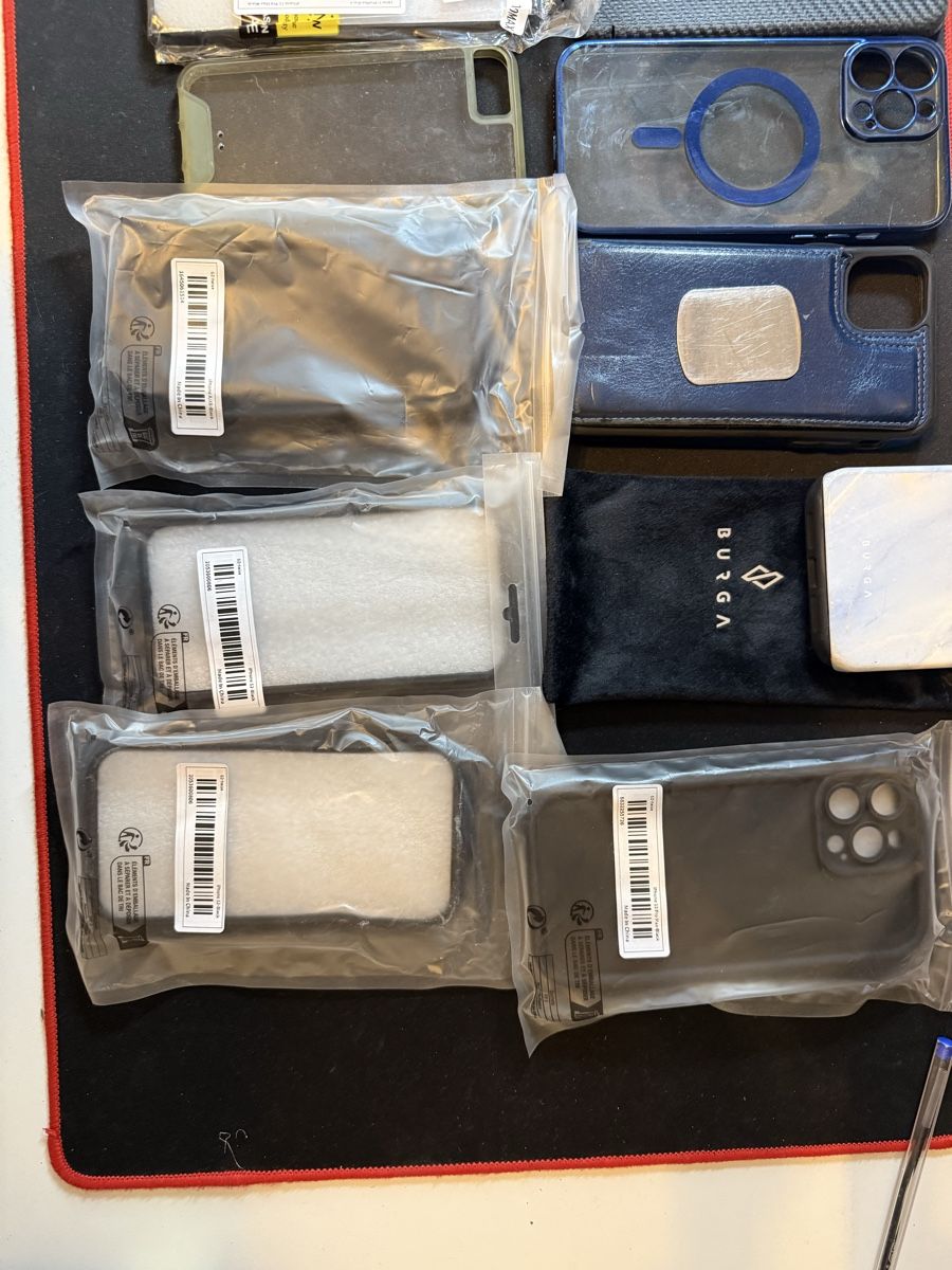 Cover & Protezioni schermo: iPhone Cover Lot – Usato da Chiasso venduto da she_9rhj 1