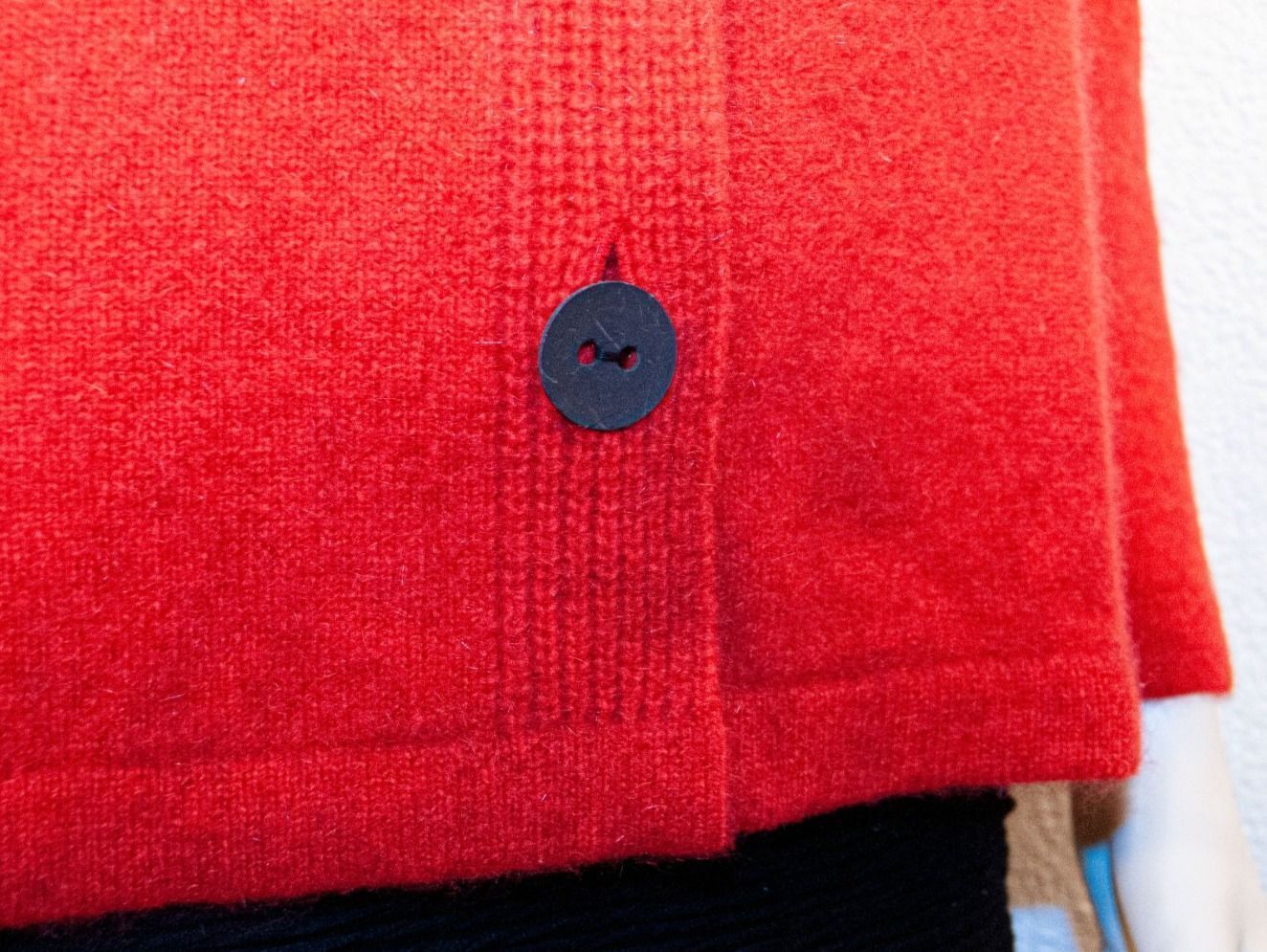 Giacche: Possum Damen Jacke mit Rüschen M rot – Nuovo e nell'imballaggio originale da Zollikofen venduto da marys-choice 2