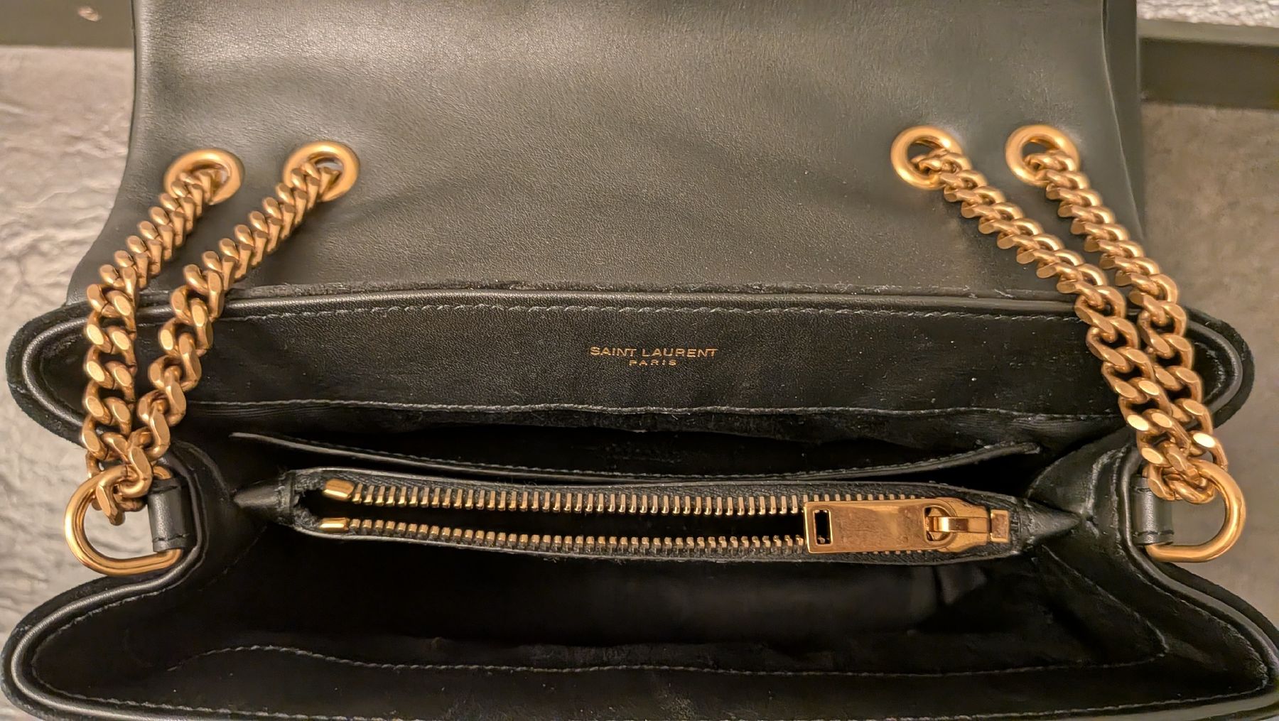 Saint Laurent Taschen für Damen: YvesSaintLaurent LouLou – Gebraucht aus Worben von Marisa1989 2