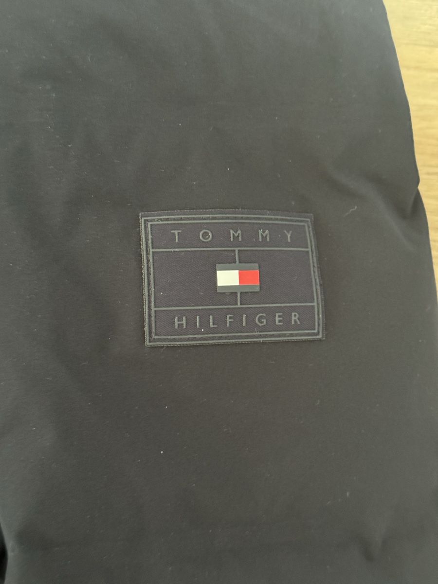 Tommy Hilfiger Giacche: Tommy hilfiger winterjacke – Nuovo (secondo la descrizione) da Sierre venduto da jen_w8vt 2