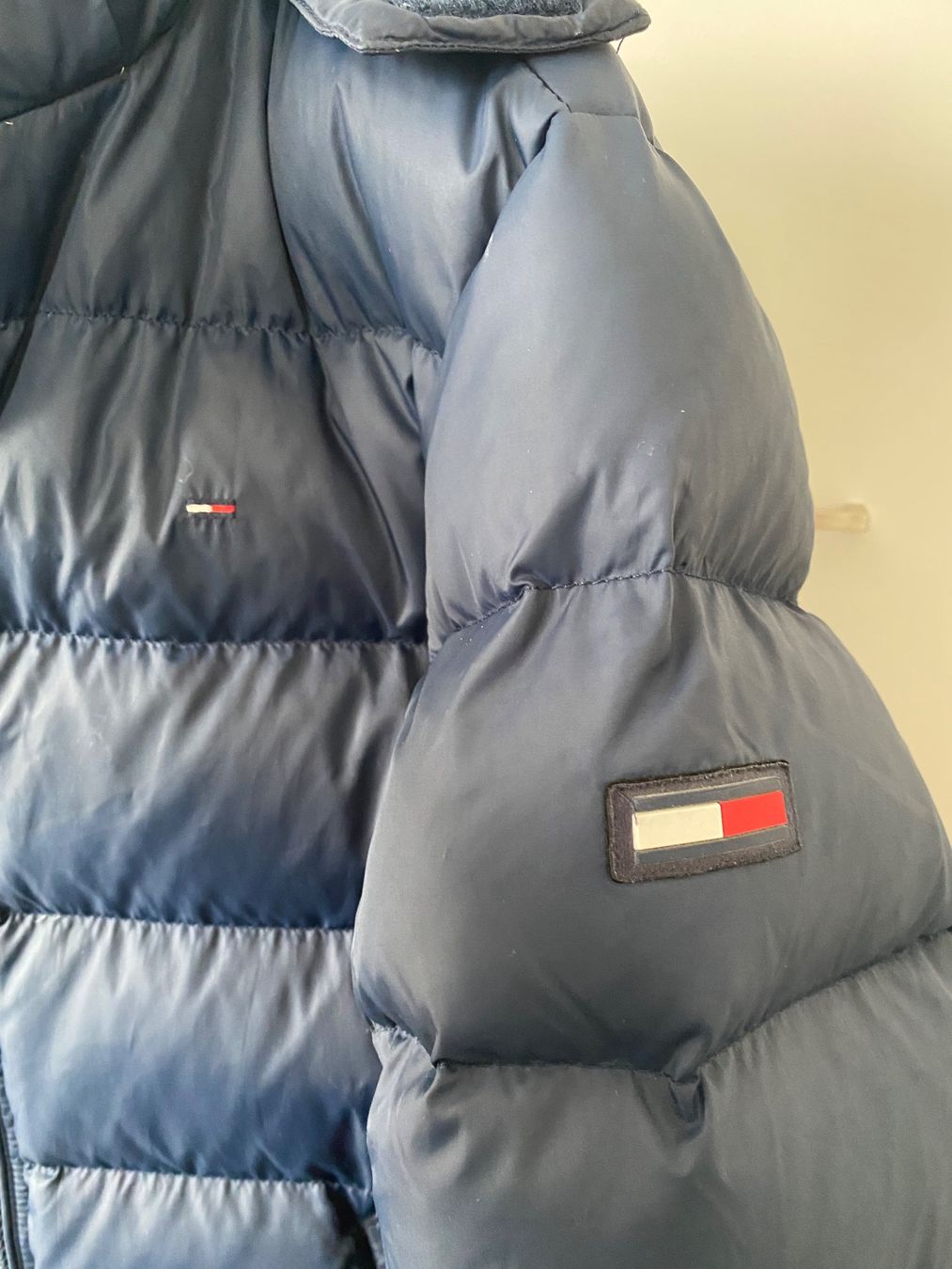 Tommy Hilfiger Giacche: Tommy Hilfiger Winterjacke (Gr. M) – Usato da Schlieren venduto da vivid_wrld 3