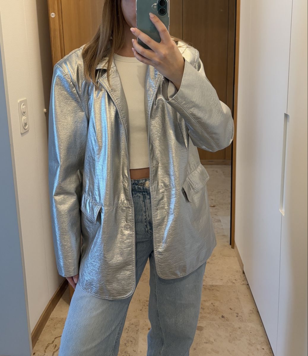 Giacche: Oversized Blazer Kunstleder silber – Usato da Zürich venduto da viv_nevi 1
