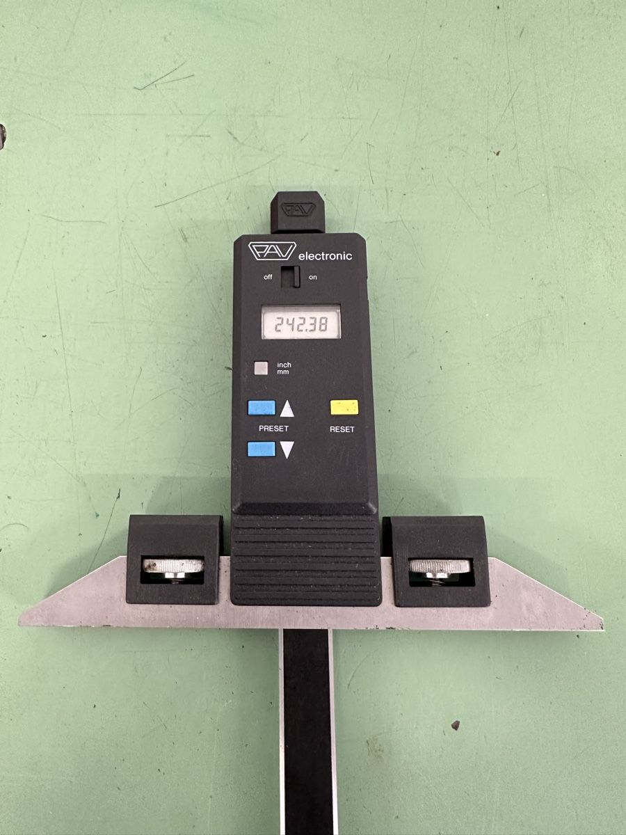 Misurare: Digital Tiefenmass, depth caliper PAV 242 mm. – Usato da Aarberg venduto da SNMachines 1