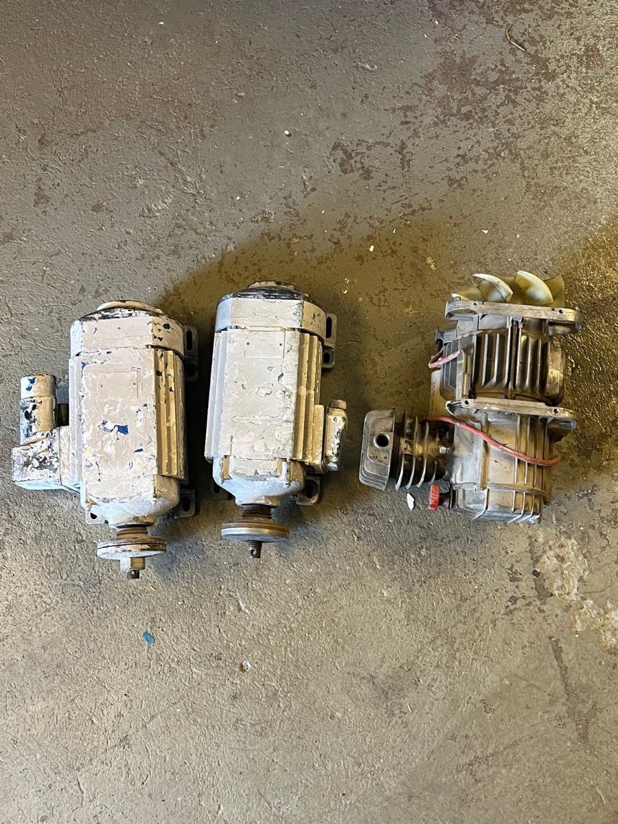 Pompe & Parti di ricambio: Pumpe Motoren Defekt siehe Bilder  – Difettoso da Wetzikon ZH venduto da Ledi07 1