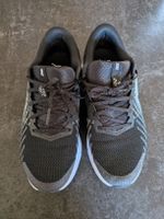 Nike Sneakers Gr. 40, neuwertig, Top Zustand!