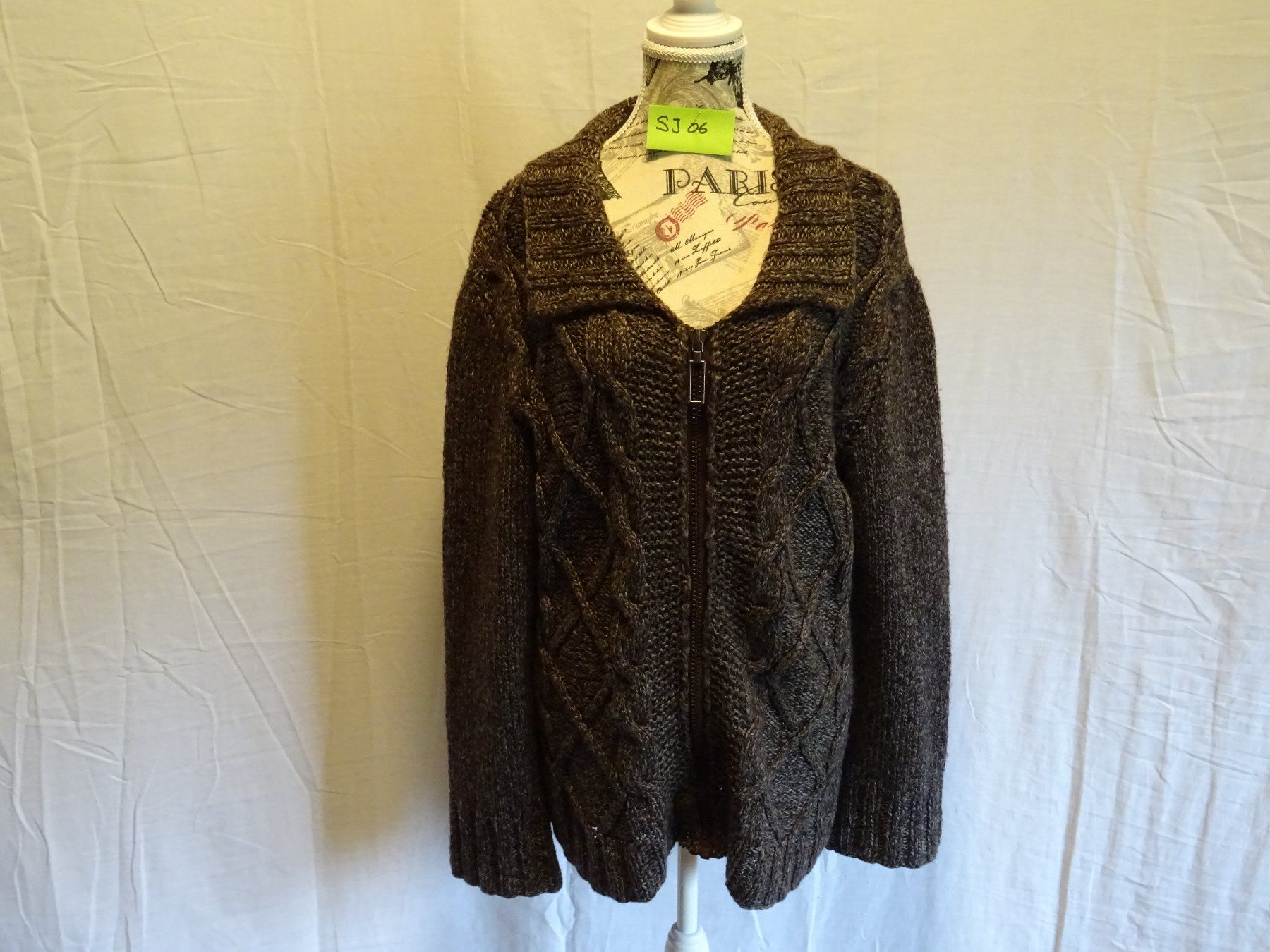 Giacche: Strickjacke XL                                        (SJ06) – Usato da Rothrist venduto da heinrich1966