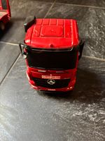 Spielzeug LKW Mercedes Benz Goldhofer rot mit Anhänger