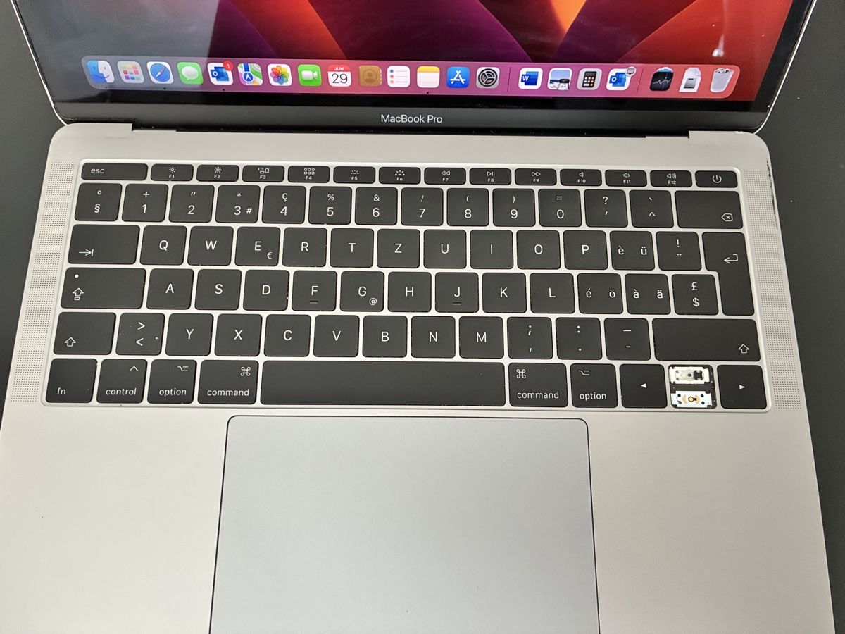 Apple Notebook: MacBook Pro 13 zoll - 2017 – Usato da Bülach venduto da Ataol88 1