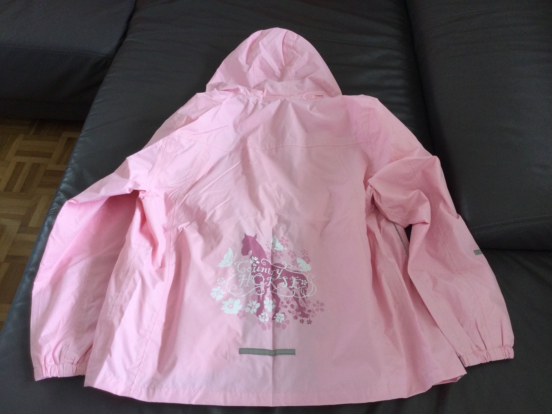 Jacken & Mäntel: Regenjacke rosa – Gebraucht aus Horw von Benny017 1