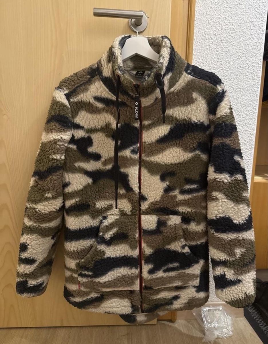 Jacken: Jacke NIKITA Tarnmuster – Gebraucht aus Triesenberg von elfchen96
