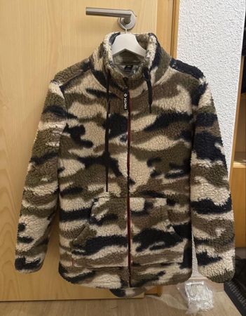 Jacke NIKITA Tarnmuster