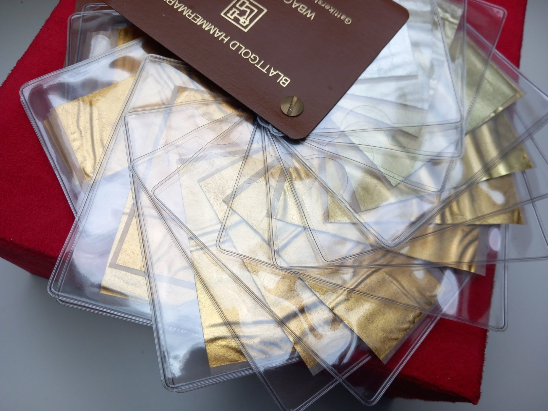 Metalli preziosi: Blattgold für Restaurator – Nuovo (secondo la descrizione) da Huttwil venduto da suiprerrib 1