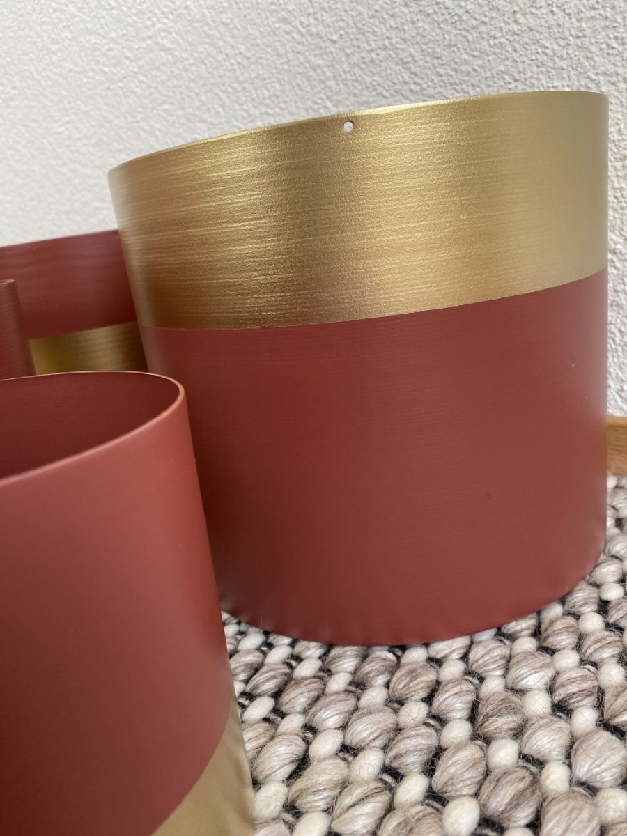 Vasi per fiori: 4 Blumentöpfe Gold/Rostfarben Set Übertopf modern – Usato da Seuzach venduto da freiheiten 4