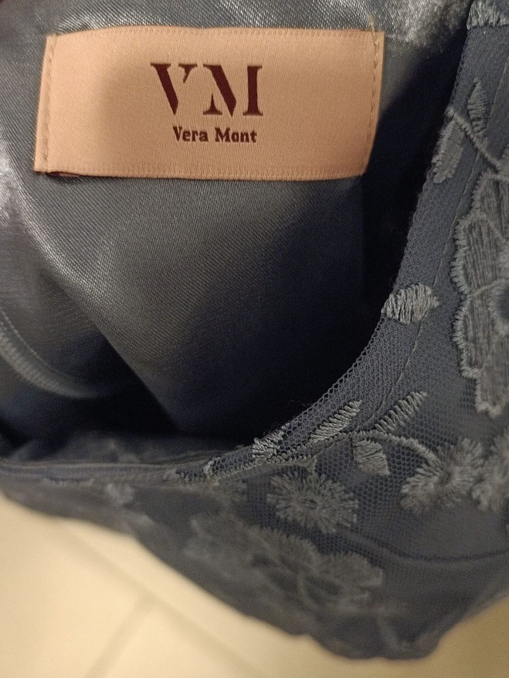 Kleider: blaues elegantes Abendkleid von Vera Mont – Neu (gemäss Beschreibung) aus Oberbipp von jan_68pd 6