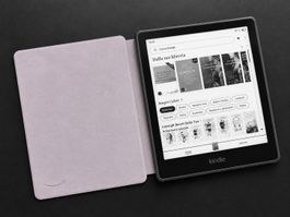 Kindle Paperwhite 11. Gen mit Hülle – sehr guter Zustand