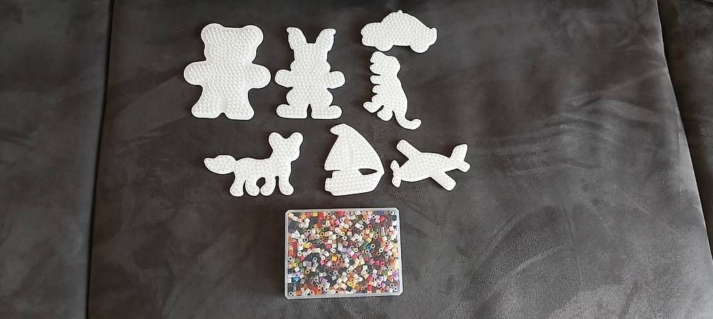 Kit bricolage: Bügelperlenset Chrälleliset – Usato da Aathal-Seegräben venduto da Reto1203
