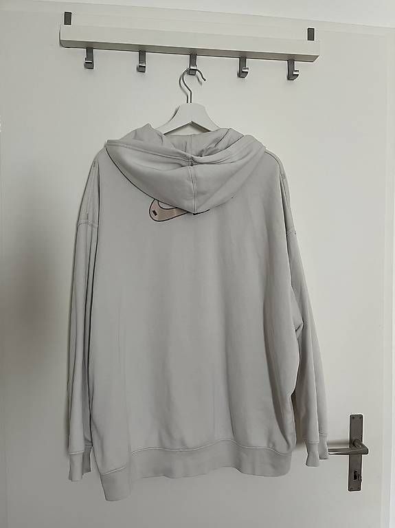 Maglioni & Felpe: Kapuzenpullover / Kapuzensweatshirt Gr. S von Nike – Usato da Zürich venduto da Imaime 1