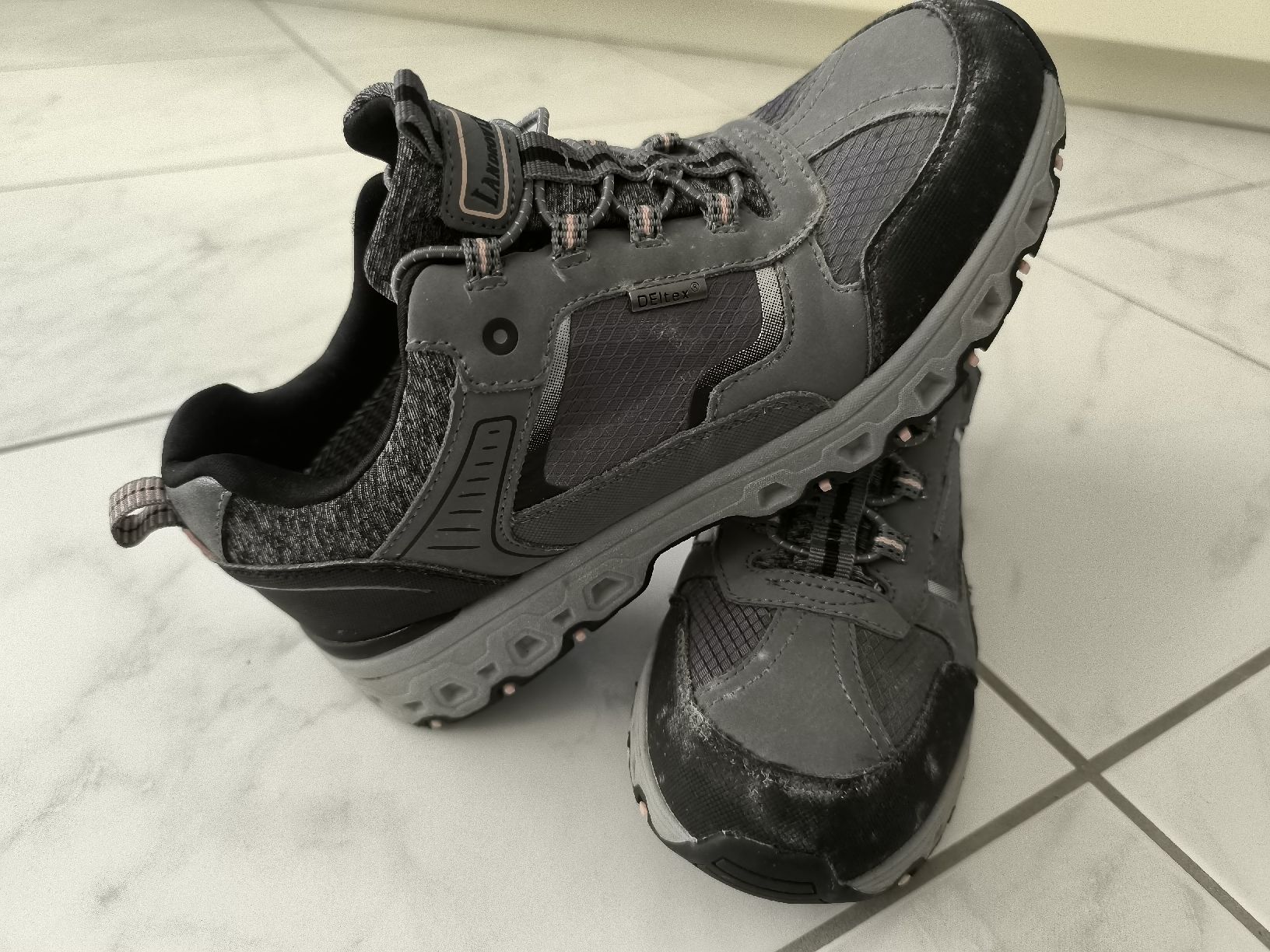 Dosenbach Scarpe per ragazze: Mädchen Trekking Schuhe nr38 – Usato da Buchs SG venduto da Cor-Pie 1