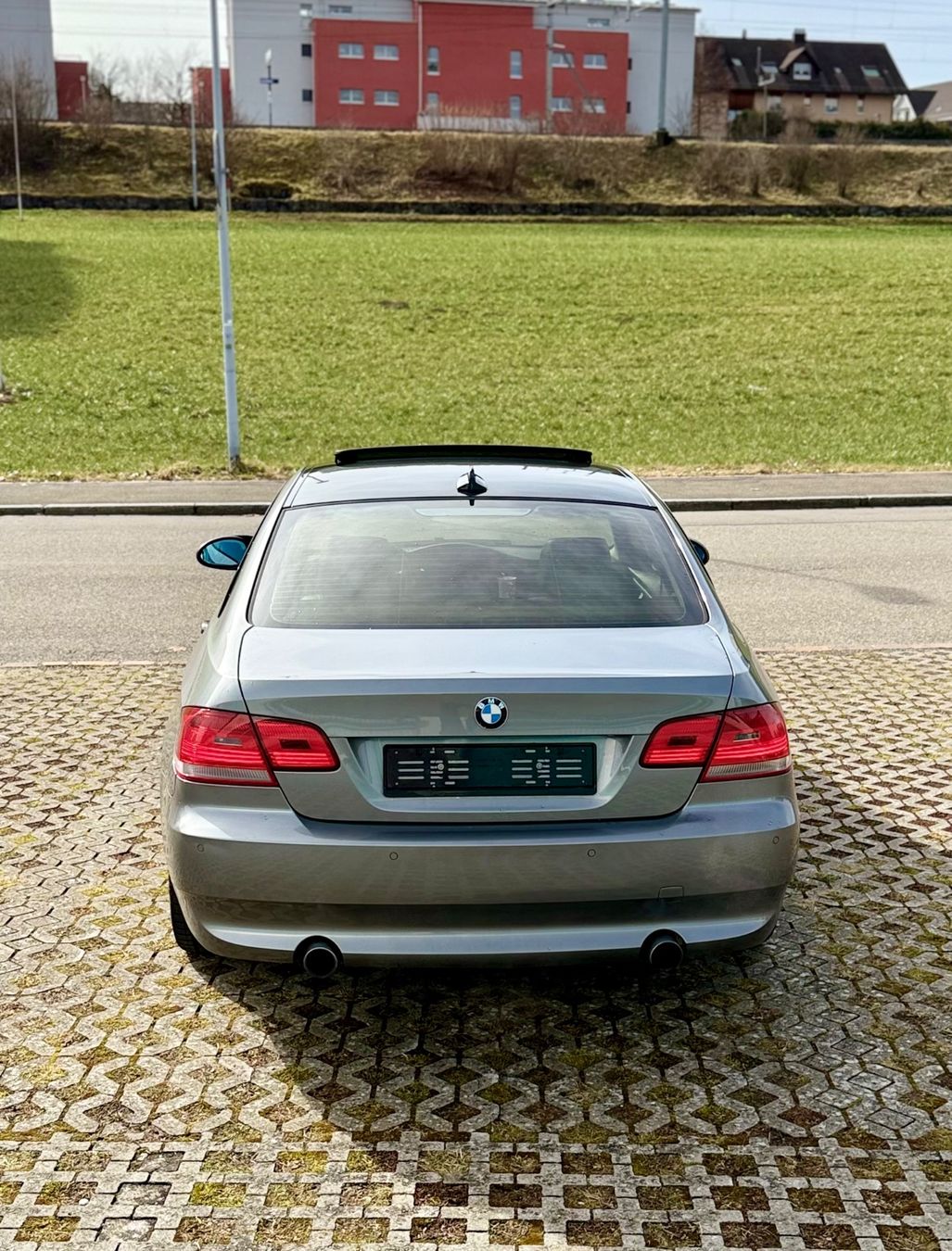 BMW Autos: BMW 335xi e92 – Gebraucht aus Wald ZH von mai_97pf 3