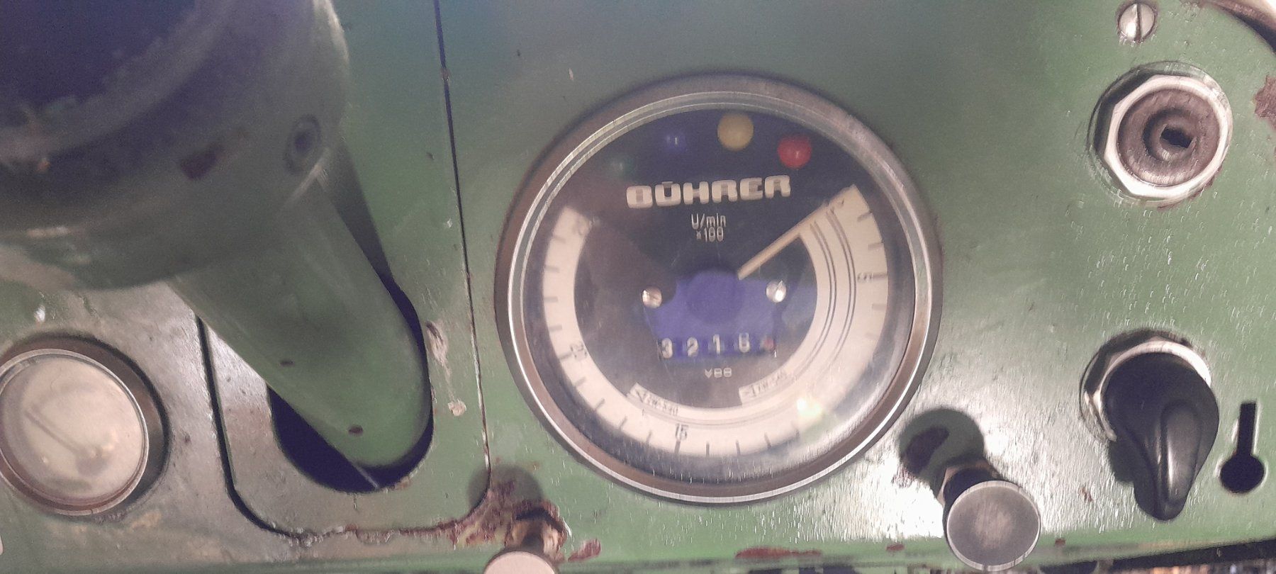 Bührer Traktoren: Traktor Bührer VF14 guter Zustand – Gebraucht aus Gurbrü von tho_yz99 3