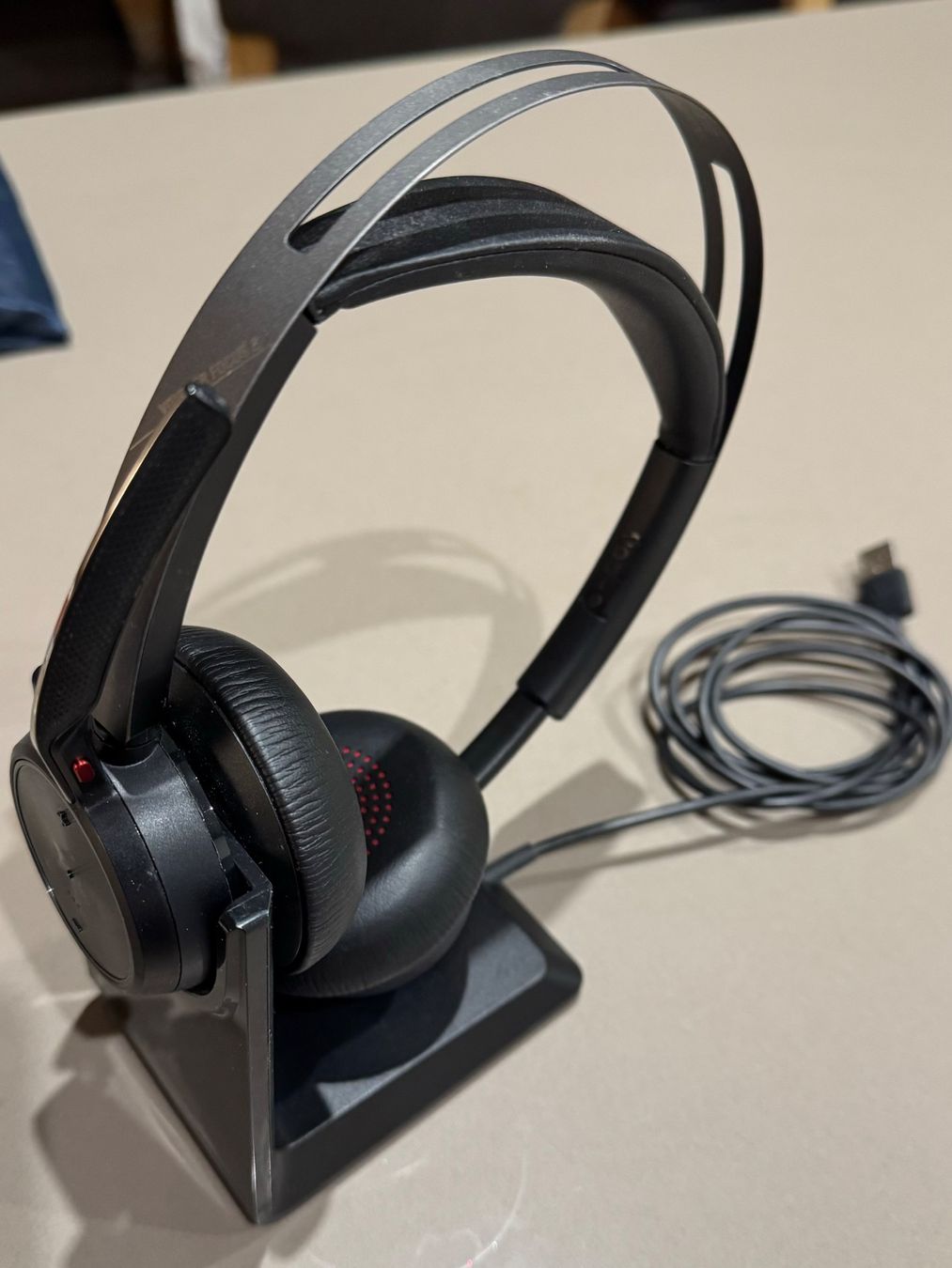 Plantronics Casques audio: Poly Voyager Focus 2 – D'occasion à Hochdorf par Antonio1 4