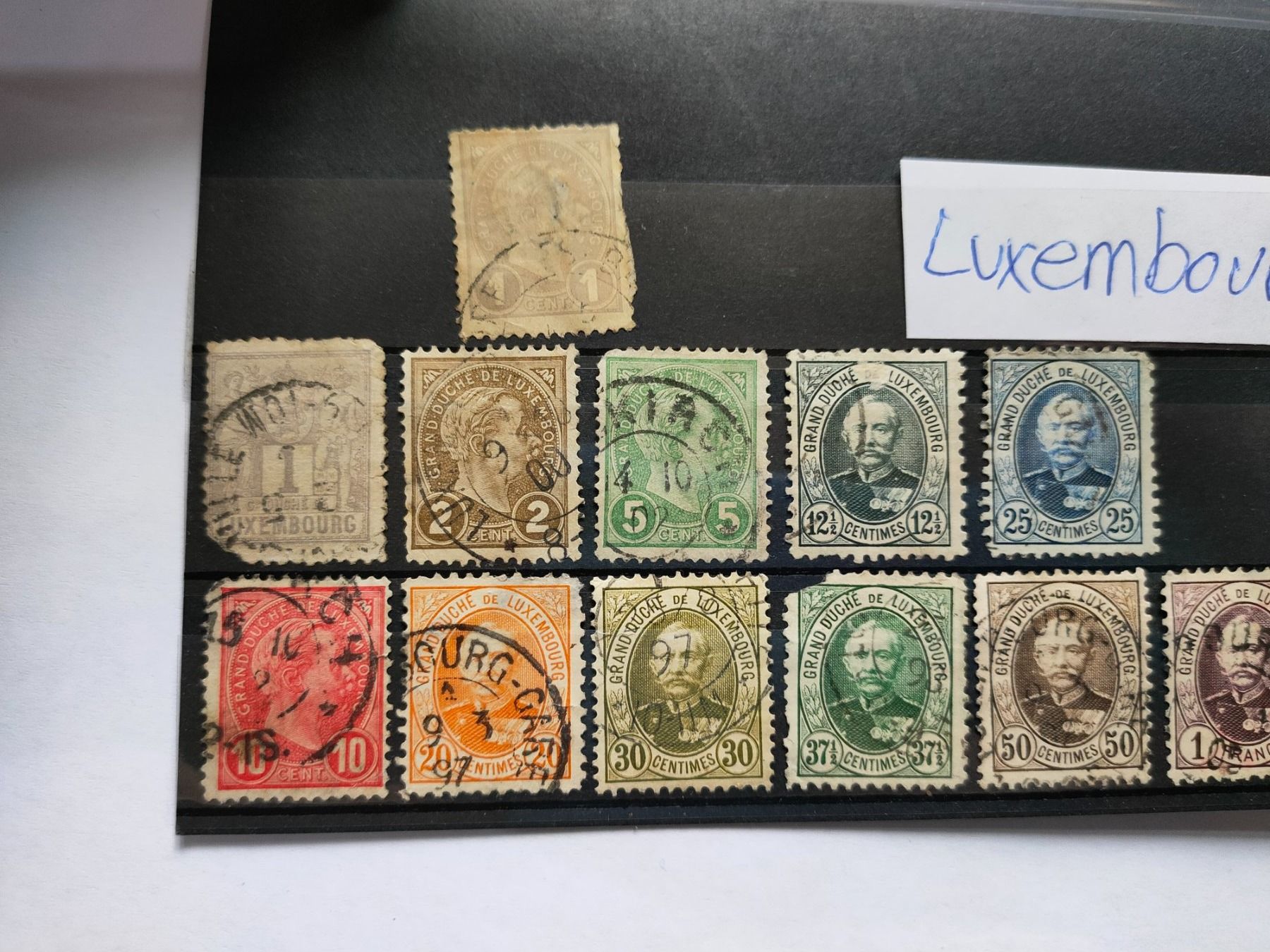 Tutti i francobolli: Briefmarken Lot Luxemburg Alt – Usato da Bronschhofen venduto da happynews2018 1