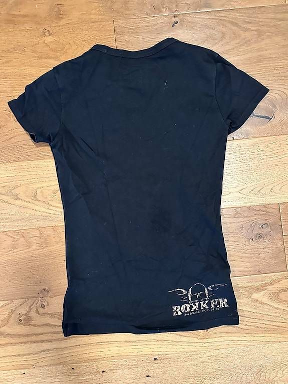 T-shirt: ROKKER T-Shirt Damen – Usato da Jona venduto da Aleks__ 1