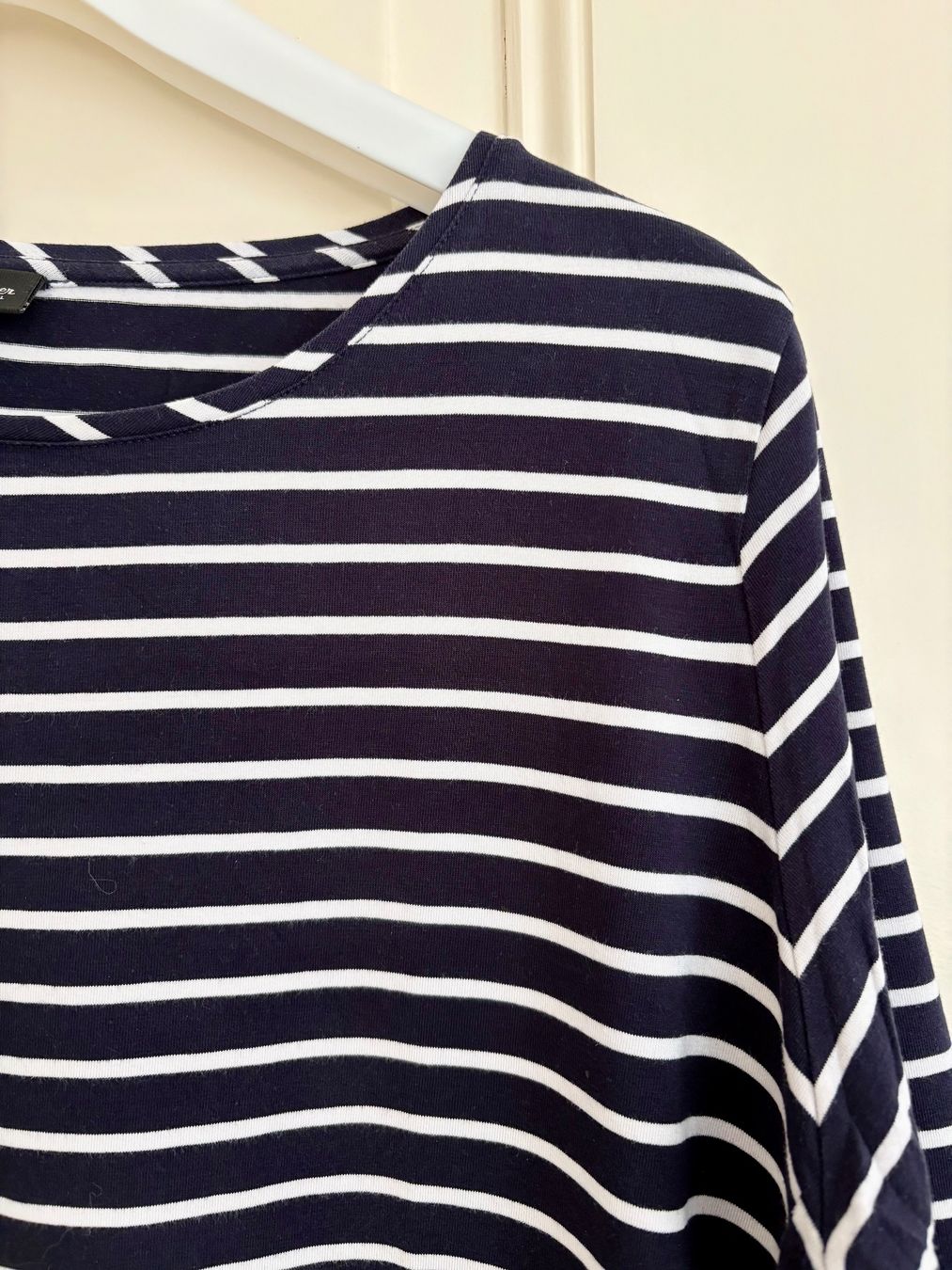T-Shirts: Zwei lässige Ringelshirts Gr 44 – Gebraucht aus Uster von pri_6r68 1