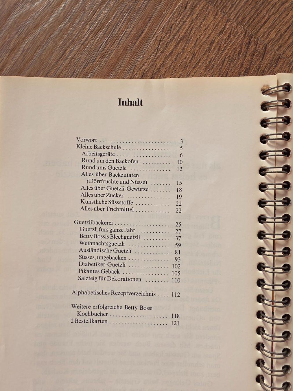 Libri: Kochbuch: "Guetzle mit Betty Bossi" – Usato da Nebikon venduto da Japostyle 3