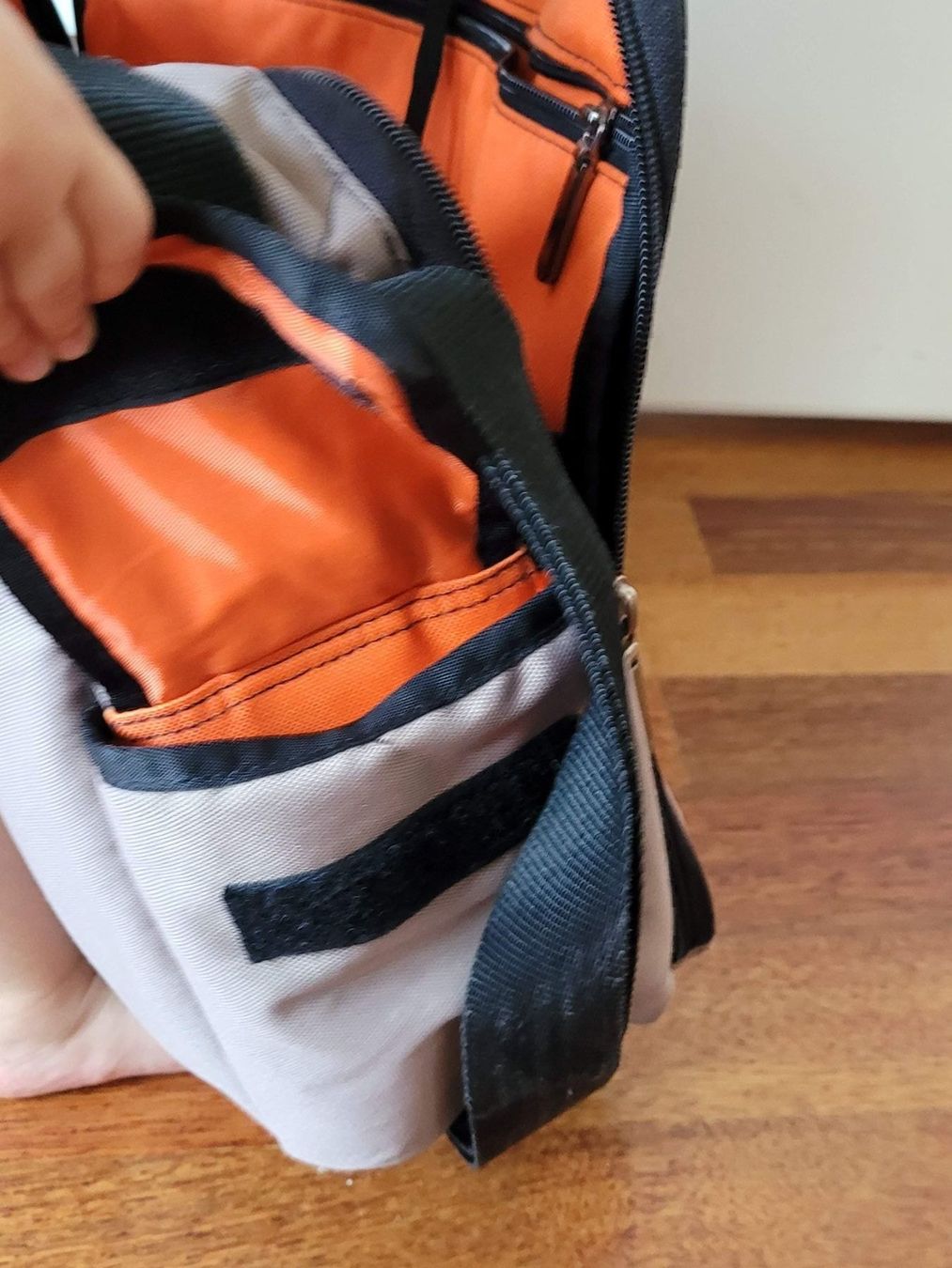 Rossis Taschen: Wickeltasche von Rossi's – Gebraucht aus Herrliberg von Jummi 8