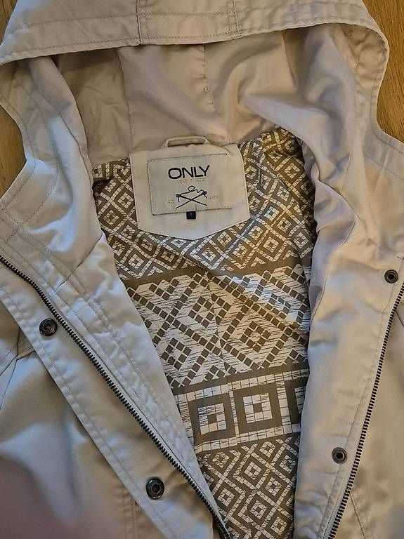 Only Giacche: Übergangsjacke von ONLY (Größe S) – Usato da Kriens venduto da Moana89 2