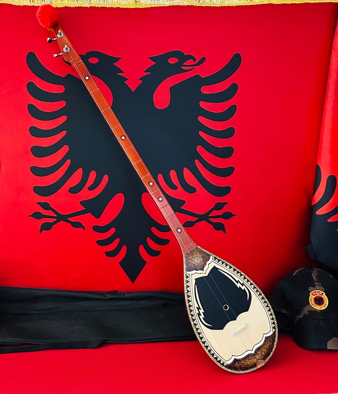 Strumenti musicali: Albanisches Musikinstrument Qifteli – Nuovo e nell'imballaggio originale da Kirchberg SG venduto da rex_pfd8 6