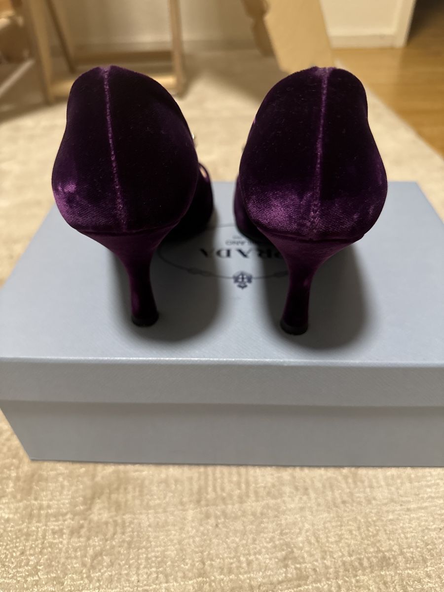 Prada Damenschuhe: Prada – Neu (gemäss Beschreibung) aus Fällanden von io3 2