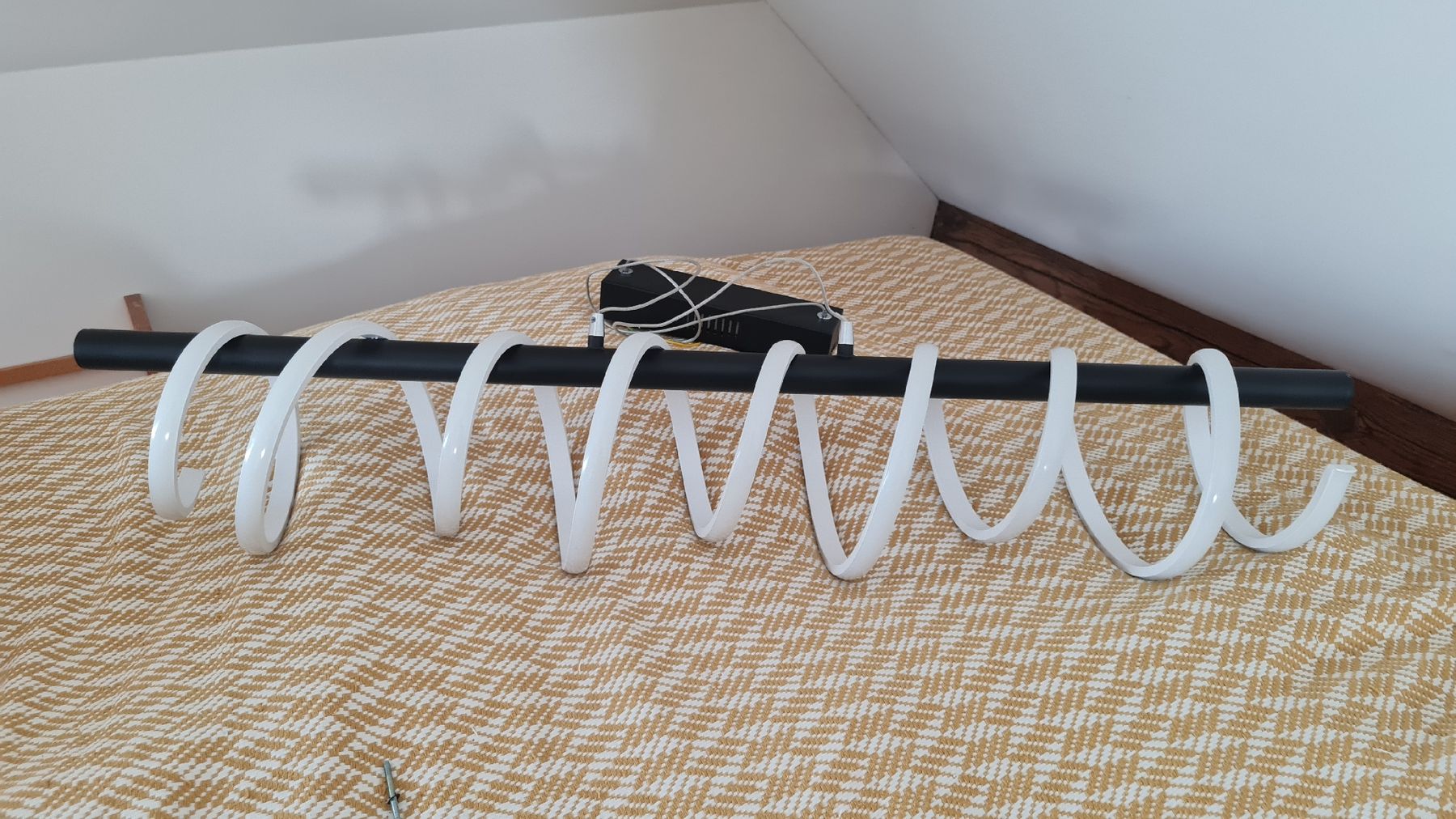 Lustres & lampes de plafonds: LED Hängelampe "Spirale" – D'occasion à Winterthur par _Litchi_ 2