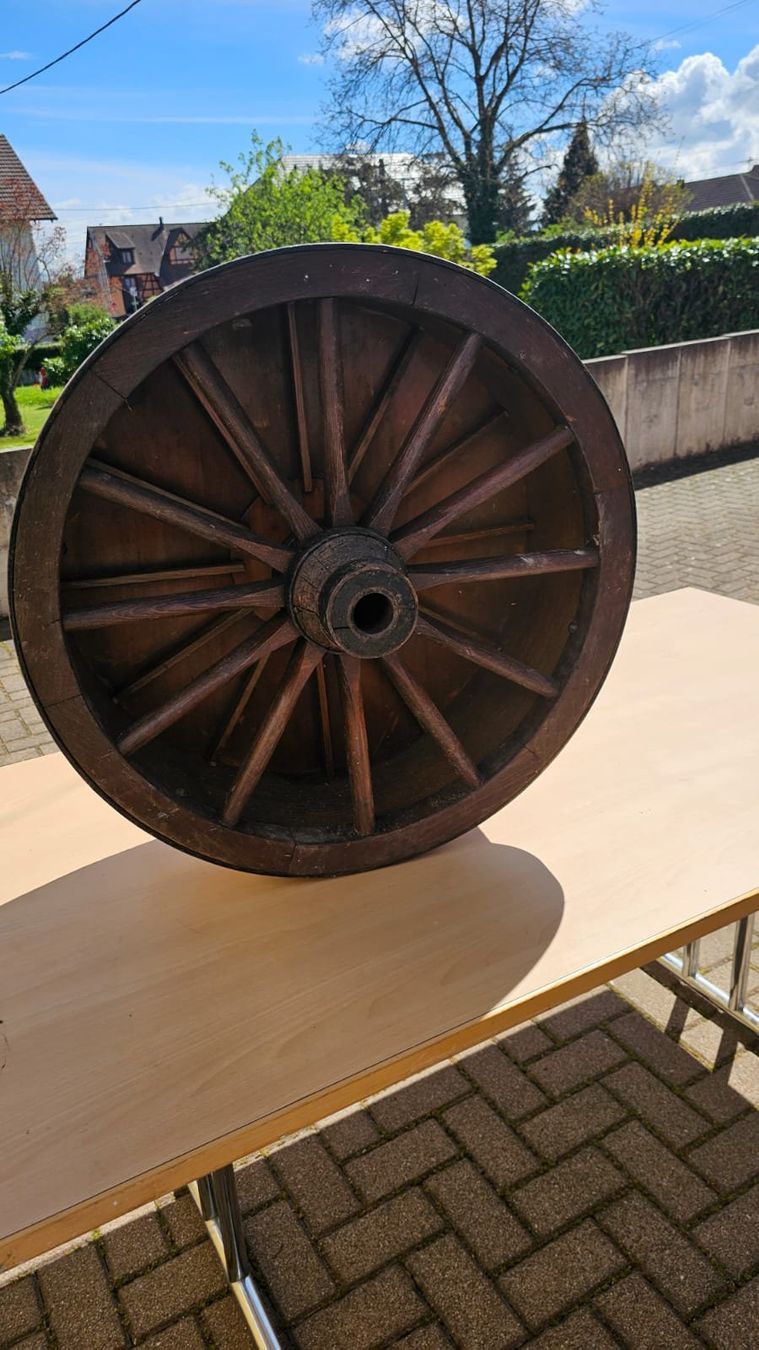 Tutte le decorazioni: Weinaroma-Rad als Dekoration – Usato da Basel venduto da gasttrans 3