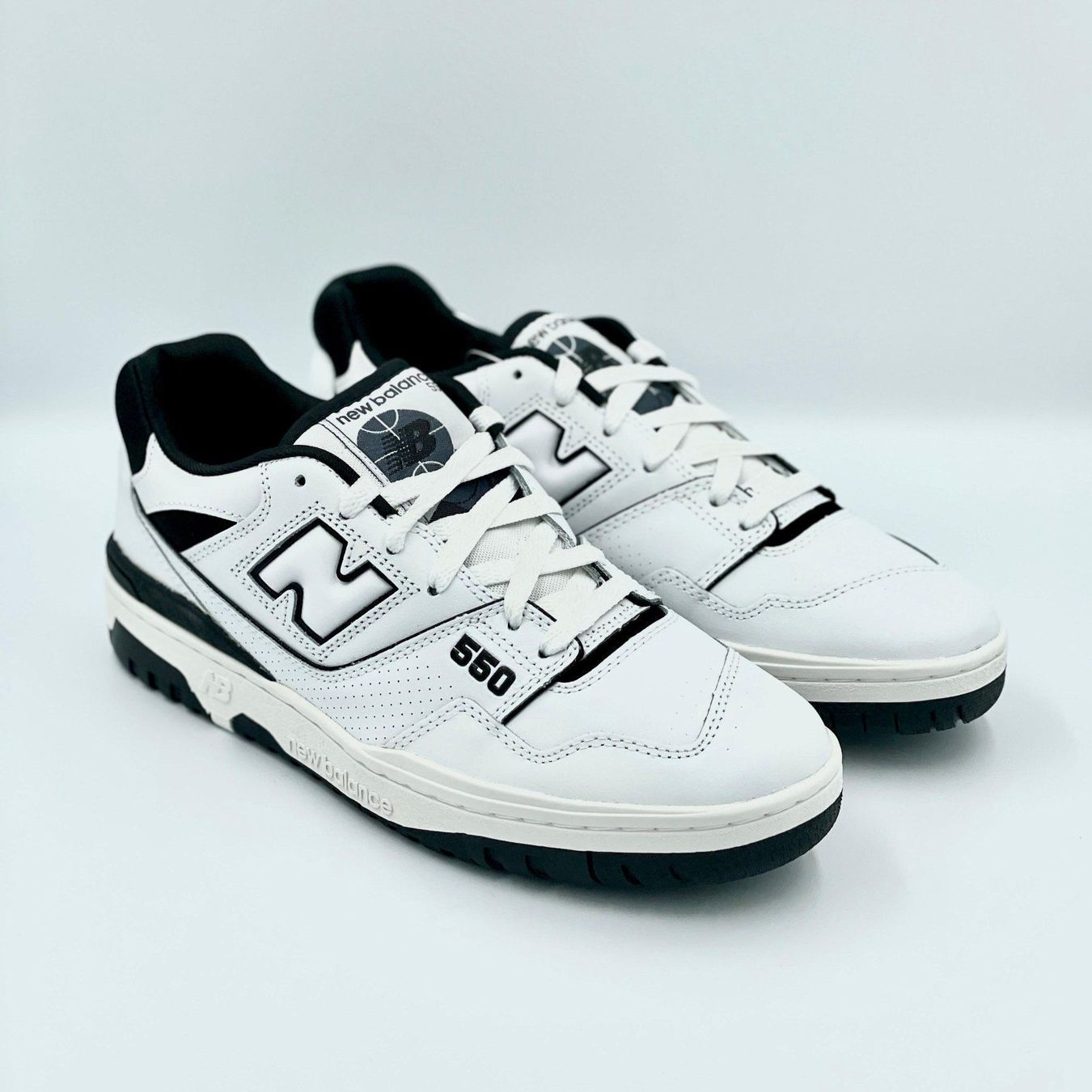 New Balance Scarpe da uomo: New Balance 550 White Black EU 42 – Nuovo e nell'imballaggio originale da Erlinsbach venduto da sasneakers