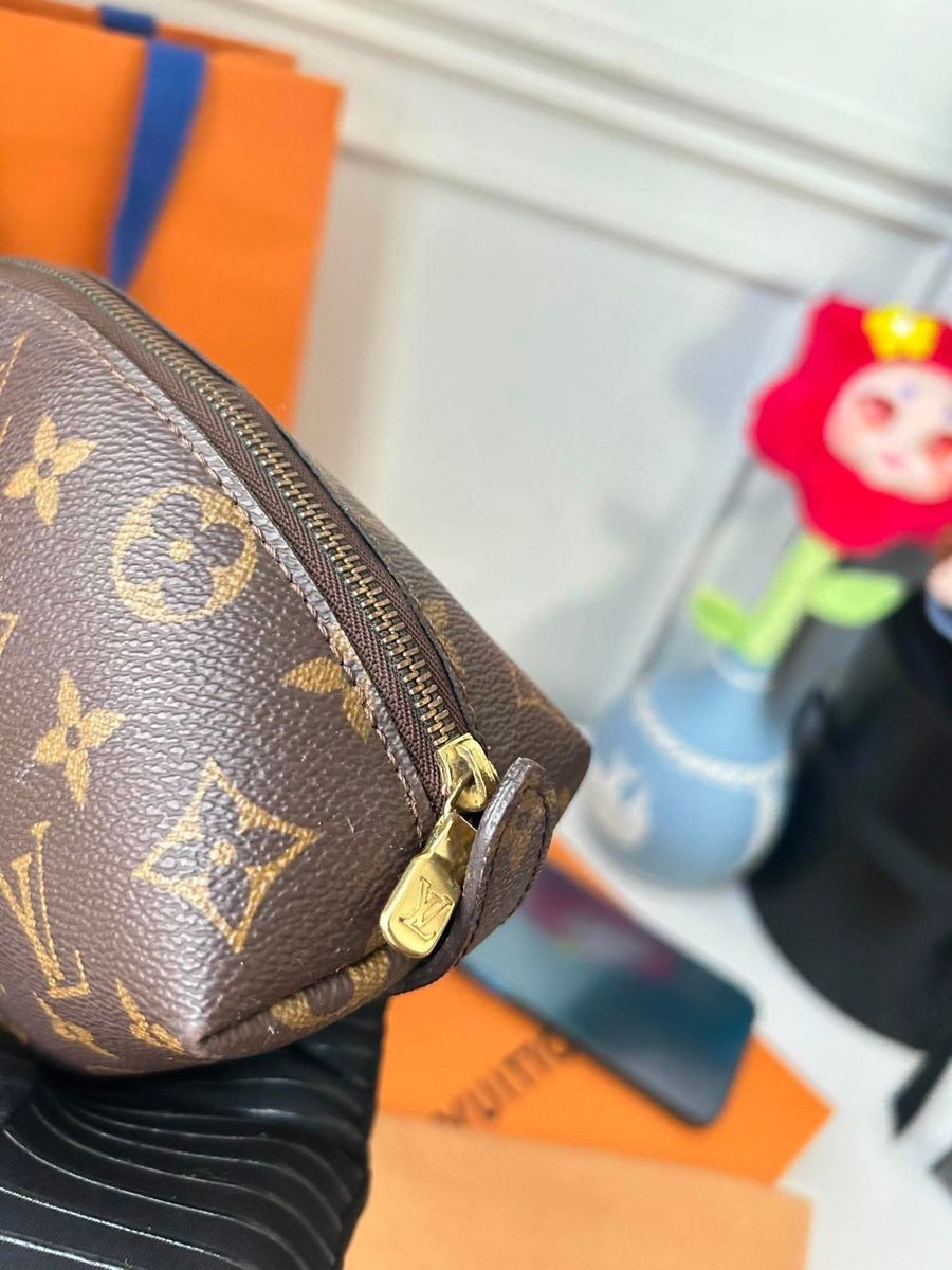 Louis Vuitton Sacs: LOUIS VUITTON Pochette cosmetics GM – D'occasion à Widnau par Pukpan_99 5