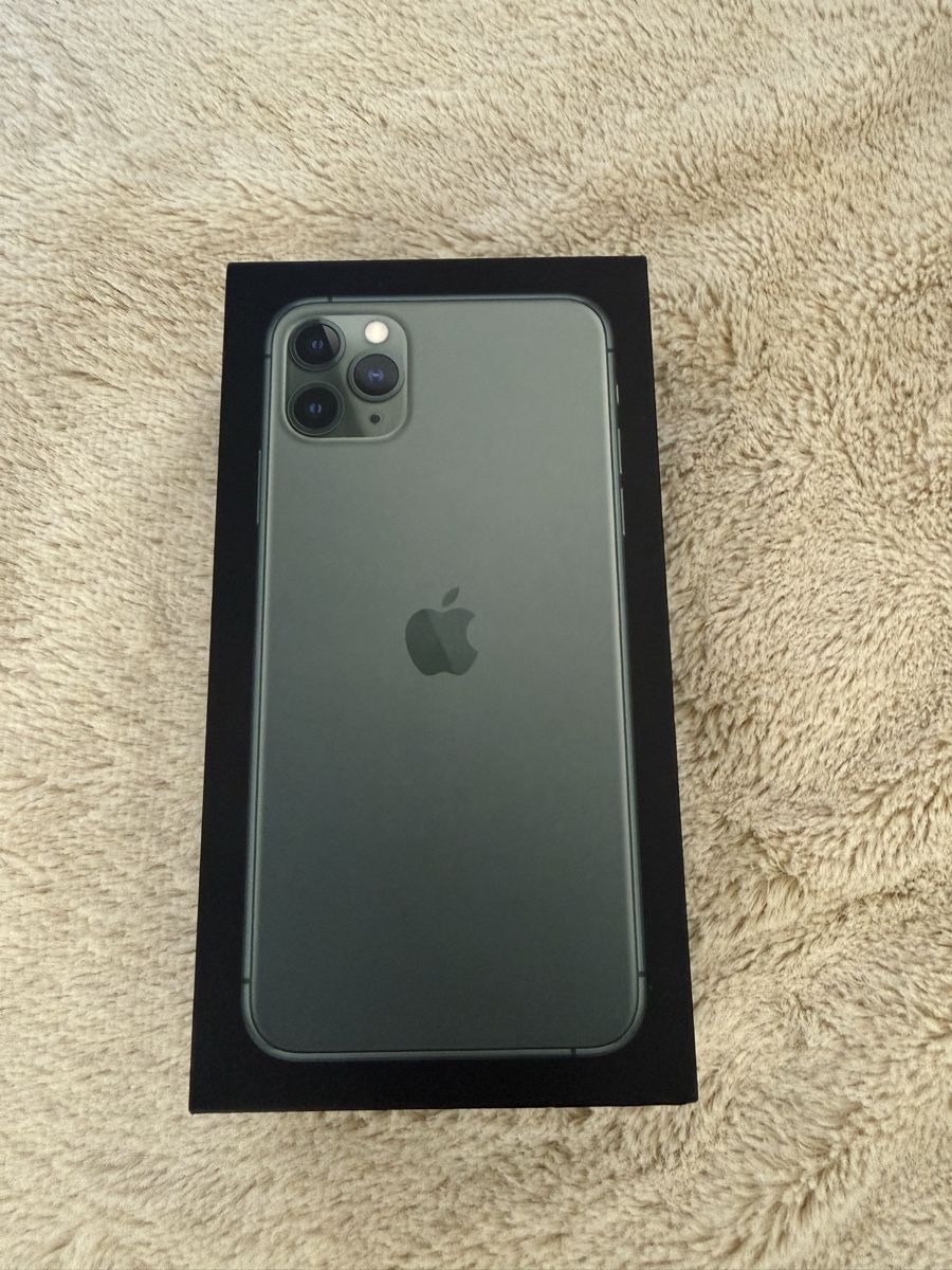 Apple Telefoni cellulari / Smartphones: boîtier iPhone 11 Pro Max – Nuovo (secondo la descrizione) da Bex venduto da nou_6zrm