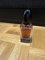 Giorgio Armani Si perfume 