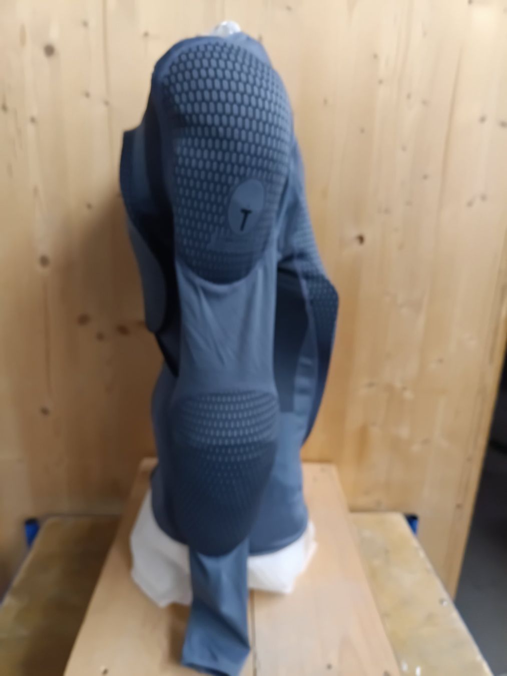 Protezioni & Imbottiture: TINKERFEILD ProShirt Gr.S – Usato da Wängi venduto da Ladys_First 1