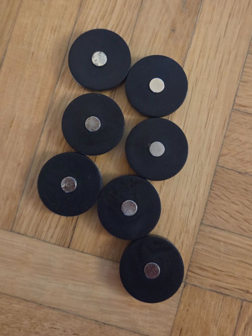 Calamite: Emoji Magnete – Usato da Winterthur venduto da SilWi 1