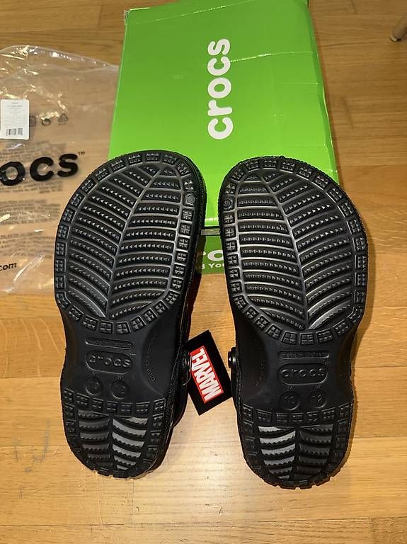 Schuhe für Jungen: CROCS SPIDERMAN MARVEL – Neu und originalverpackt aus Mont-sur-Lausanne von tav_9qn5 4