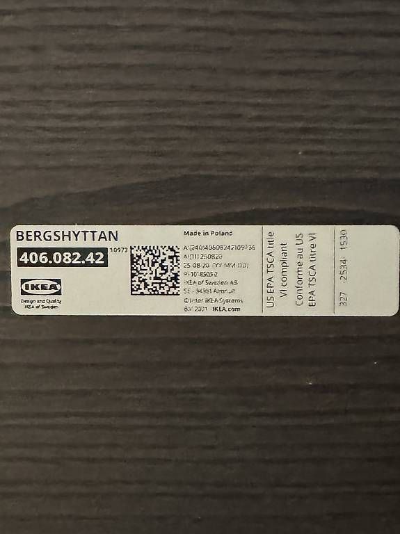 Set di tavolo e panche: Esstisch IKEA BERGSHYTTAN mit 4 Stühlen – Usato da Bern venduto da Karim333 3