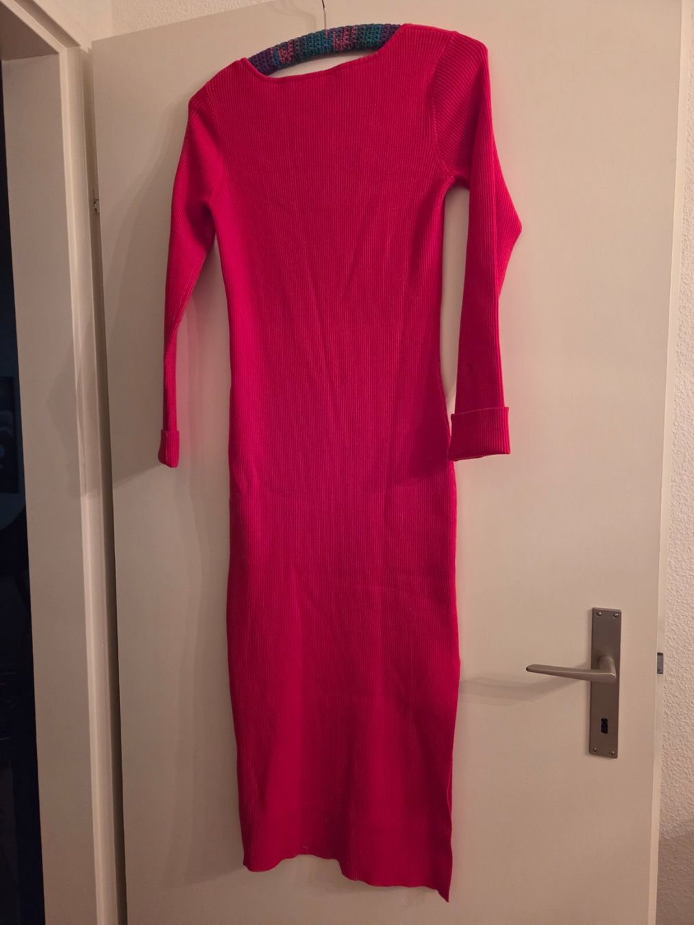 Kleider: Rotes Strickkleid von NAKD in GrM neu und ungetragen – Neu und originalverpackt aus Zürich von ELISABETHA47 4