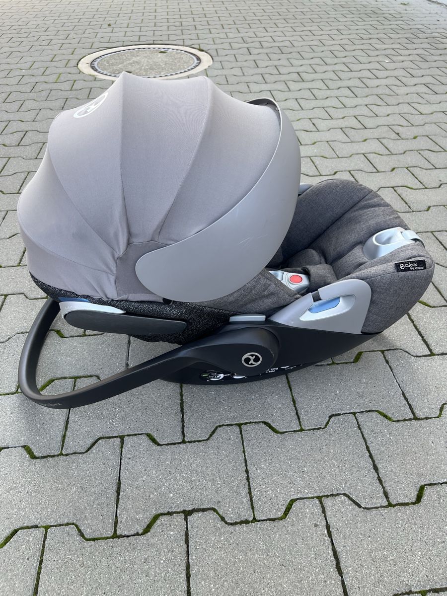 Cybex Seggiolini per auto: Cybex Cloud Z-i-Size Platinum Plus Kindersitz Grau – Usato da Dietikon venduto da Italtino 2