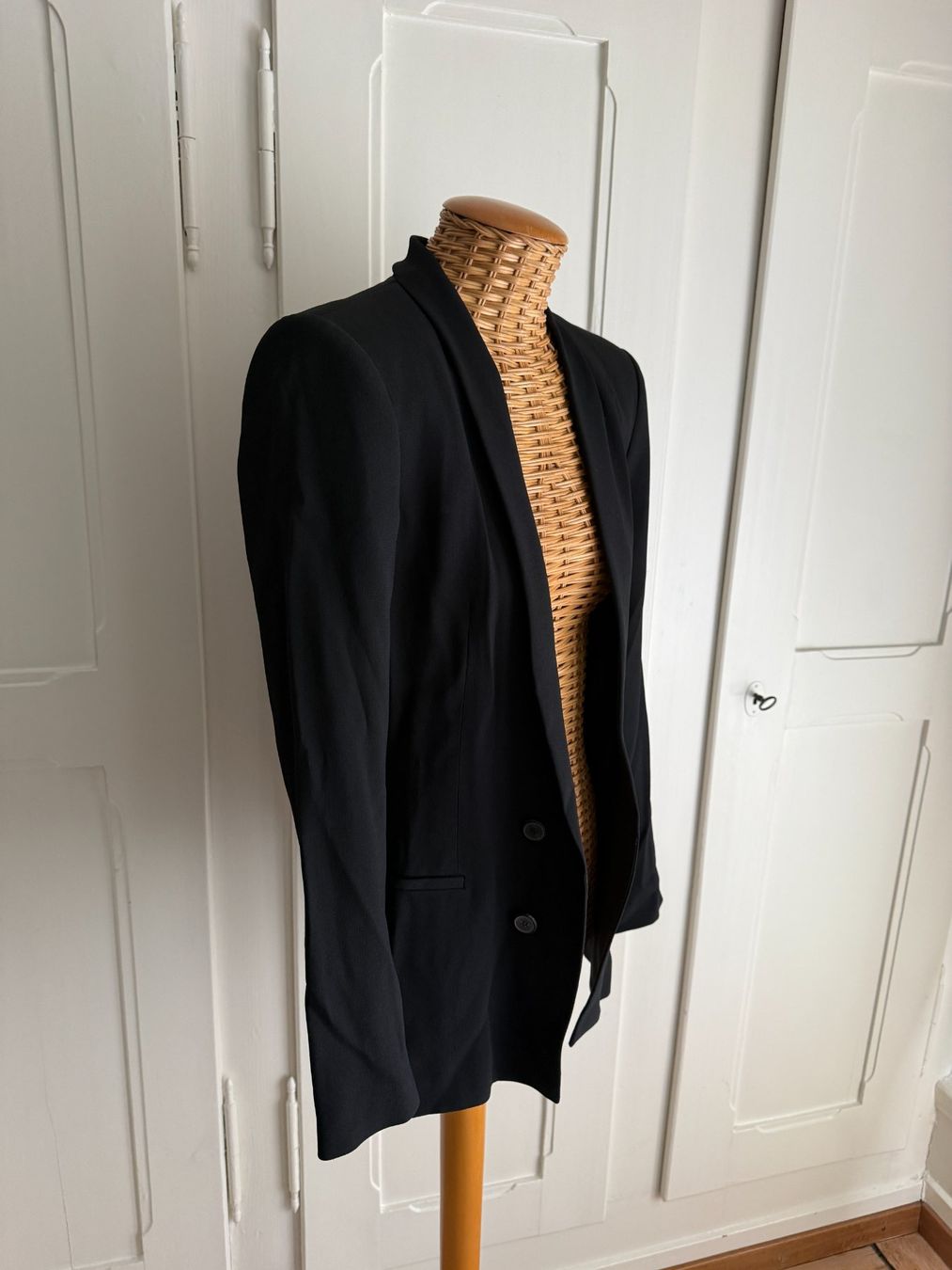 Zara Vestes: ZARA - Blazer schwarz M – D'occasion à Zürich par Diazaio 1