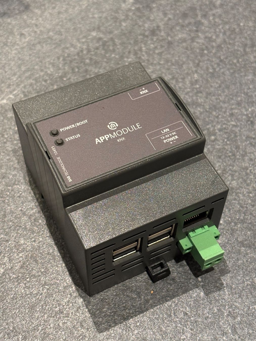 Componenti elettronici: APPMODULE KNX BAB Technologie - guter Zustand – Usato da Schänis venduto da 2cv6